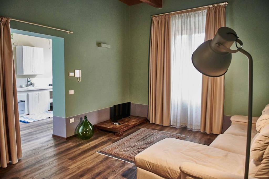 Апартаменты Casa Asja: Cromatismo In Centro Storico Чезена Экстерьер фото