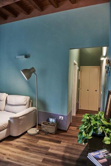 Апартаменты Casa Asja: Cromatismo In Centro Storico Чезена Экстерьер фото