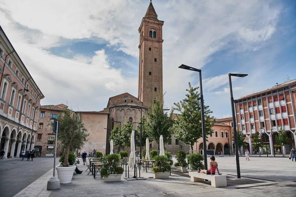 Апартаменты Casa Asja: Cromatismo In Centro Storico Чезена Экстерьер фото
